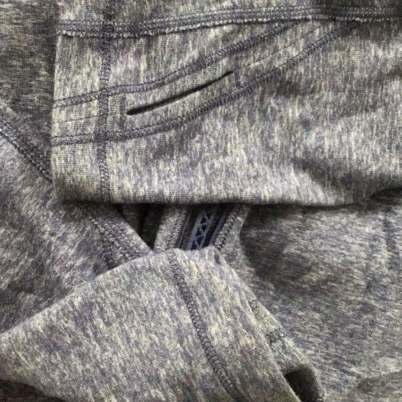 ivivva wrap jacket/ sweatshirt from lululmeon - Picture 3 of 5